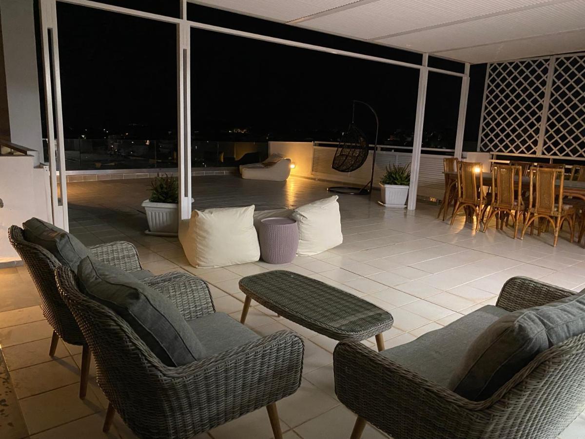 Villasonboard Vouliagmeni Penthouse Veranda Sea-View & Beach Athén Kültér fotó